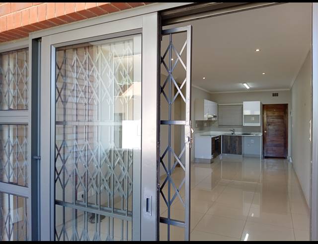 1 BEDROOM APARTMENT TO LET IN UMHLANGA RIDGE